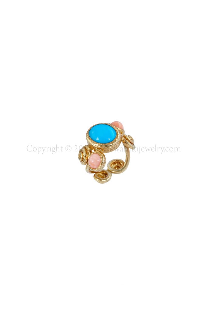 Turquoise Cabochon Ring by Warutti