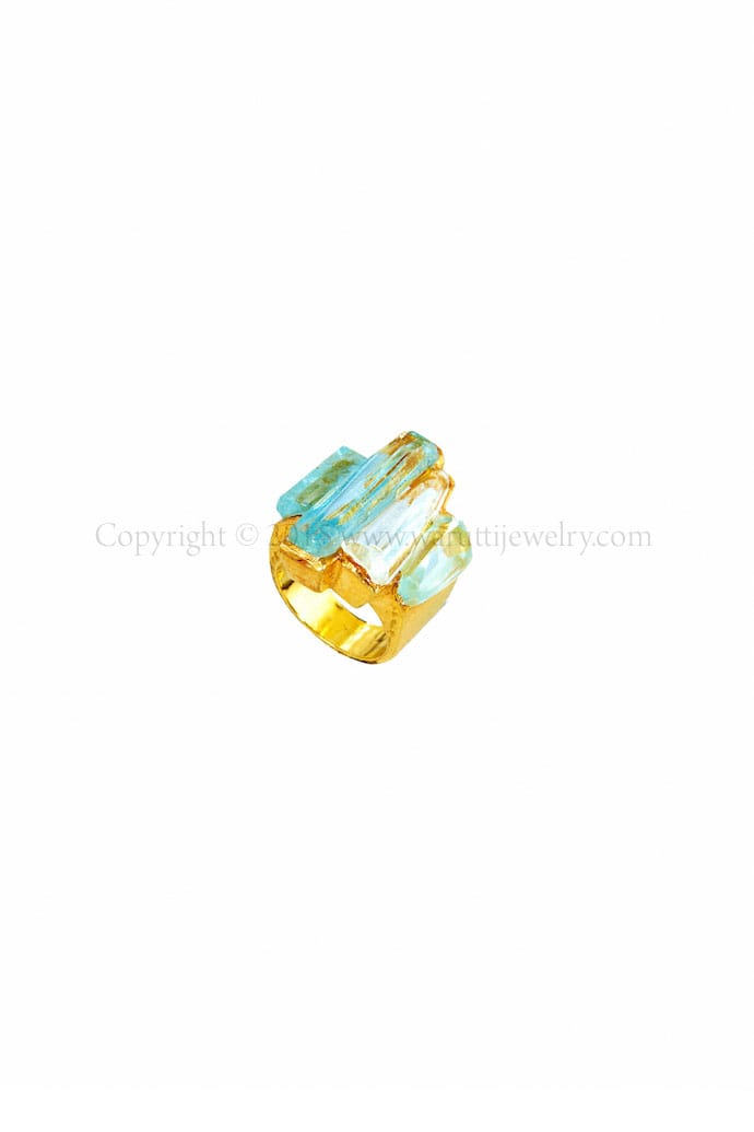 Aquamarine Ring by Warutti